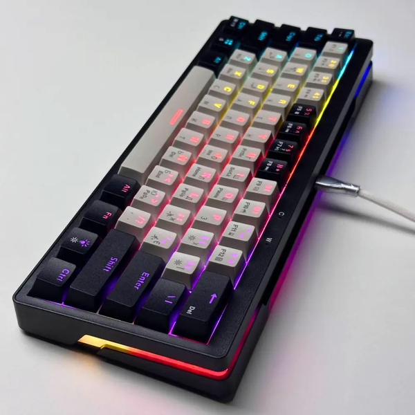 Ігрова механічна клавіатура Kondor Starlight / Дротове підключення / Brown Switch / White Black 570 фото